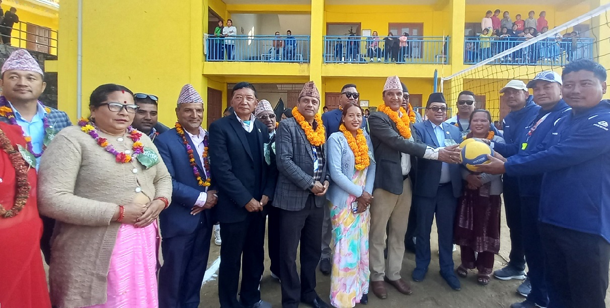 उत्तरगया गाउँपालिकास्तरीय राष्ट्रपति रनिङ सिल्डको उपाधि नीलकण्ठलाई