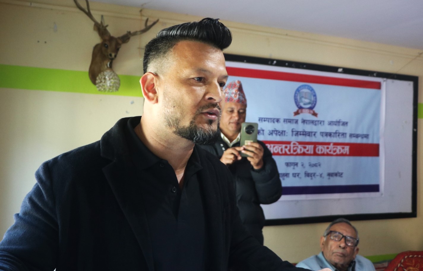 स्थानीय तहले बाटो बिराउँदा सञ्चारकर्मीको खबरदारी जरूरी : नगर प्रमुख श्रेष्ठ