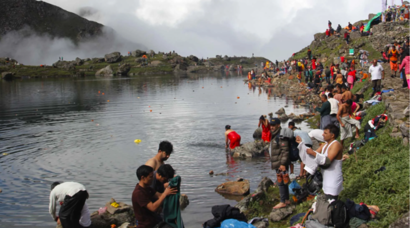 रसुवामा गोसाईँद्वार धामको निर्माण हुँदै