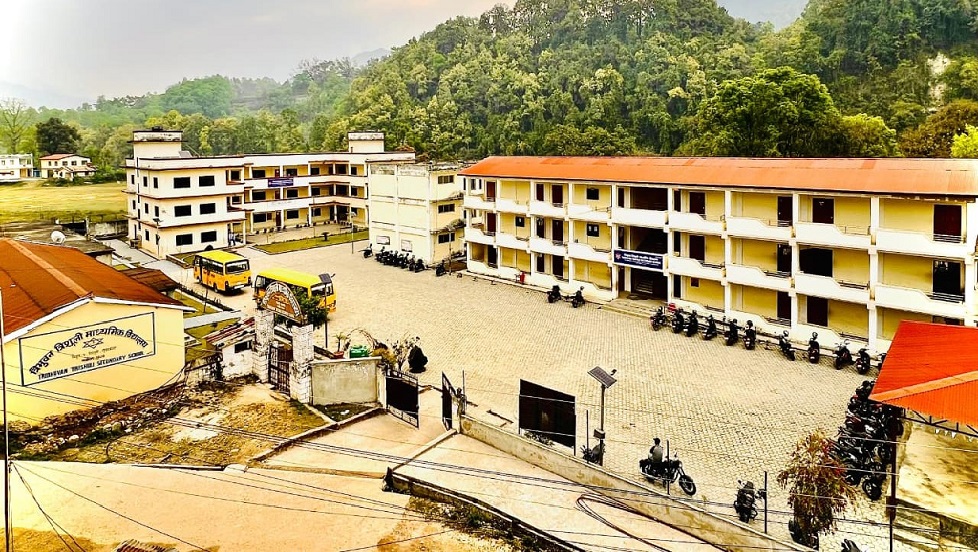 त्रिभुवन त्रिशूली मावि त्रिशूलीछेउ साढे सात दशकदेखि शिक्षाको दीप बाल्दै