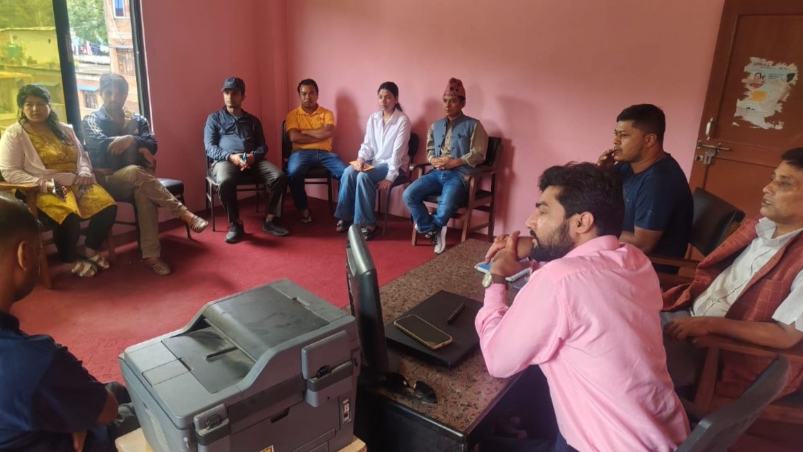 बाढी प्रभावित पत्रकार र परिवारलाई रू.एक लाख सहयोग