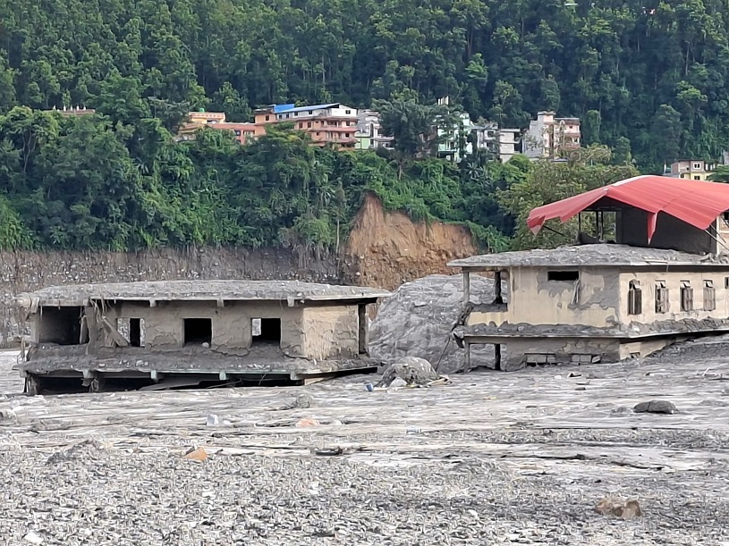 त्रित्रि बहुमुखी कलेजलाई भग्नावशेषबाट उठाइने योजना